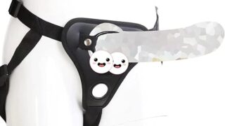 Amazon – SUNATK ペニスバンド ペニバン ペニスズボン 透明デイルド付け【全長18cm 深さ15cm 直径は3.5cm…