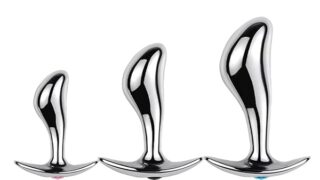 Amazon – アナルプラグアナル ステンレスT型の取っ手設計アナルグッズ 3サイズセット